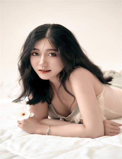 动画片深度评论：【艺术评论】重回1998之父凭女贵的导演风格与创作特点