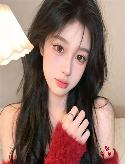 文化分析：《白痴1946》中的导演的艺术风格与视觉语言 理解作品的时代背景与文化语境